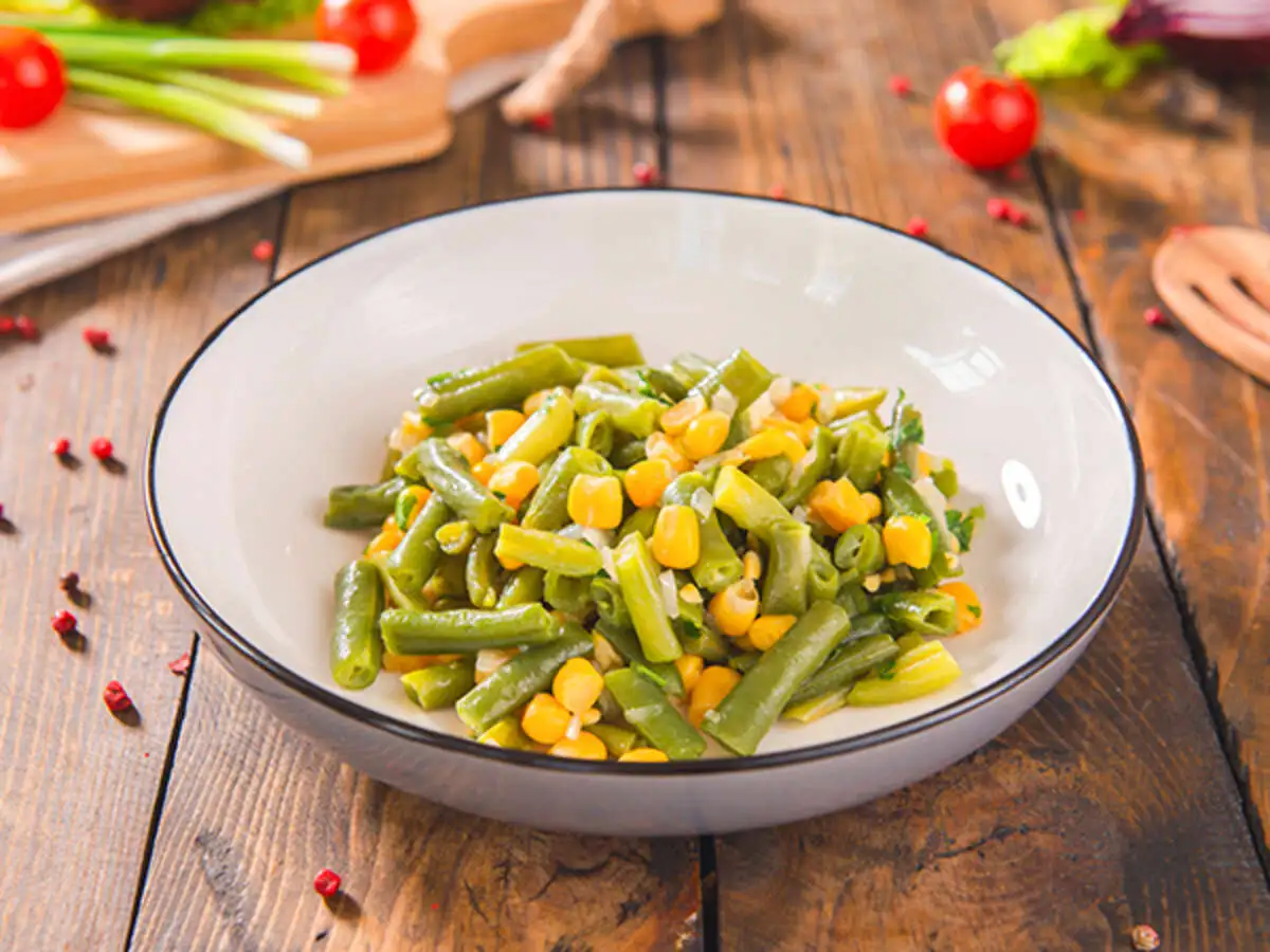 Гарнир из кукурузы и фасоли