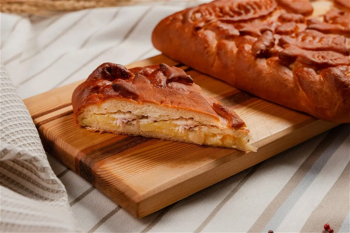 Пирог с картофелем и сырком 