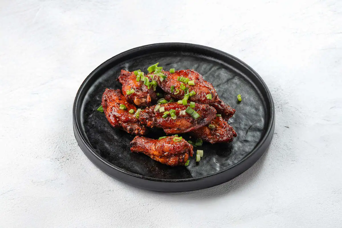 Куриные крылья Black Pepper/двойная порция 