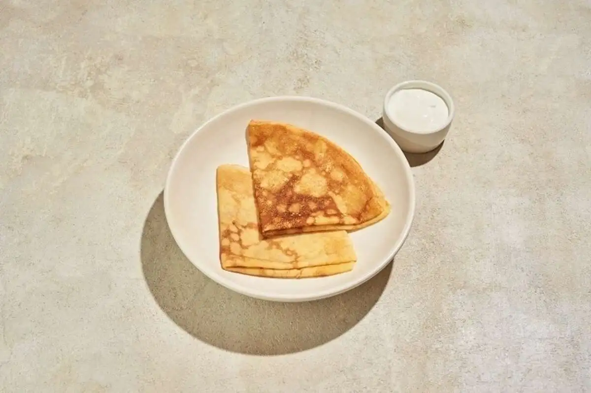 Блины со сметаной