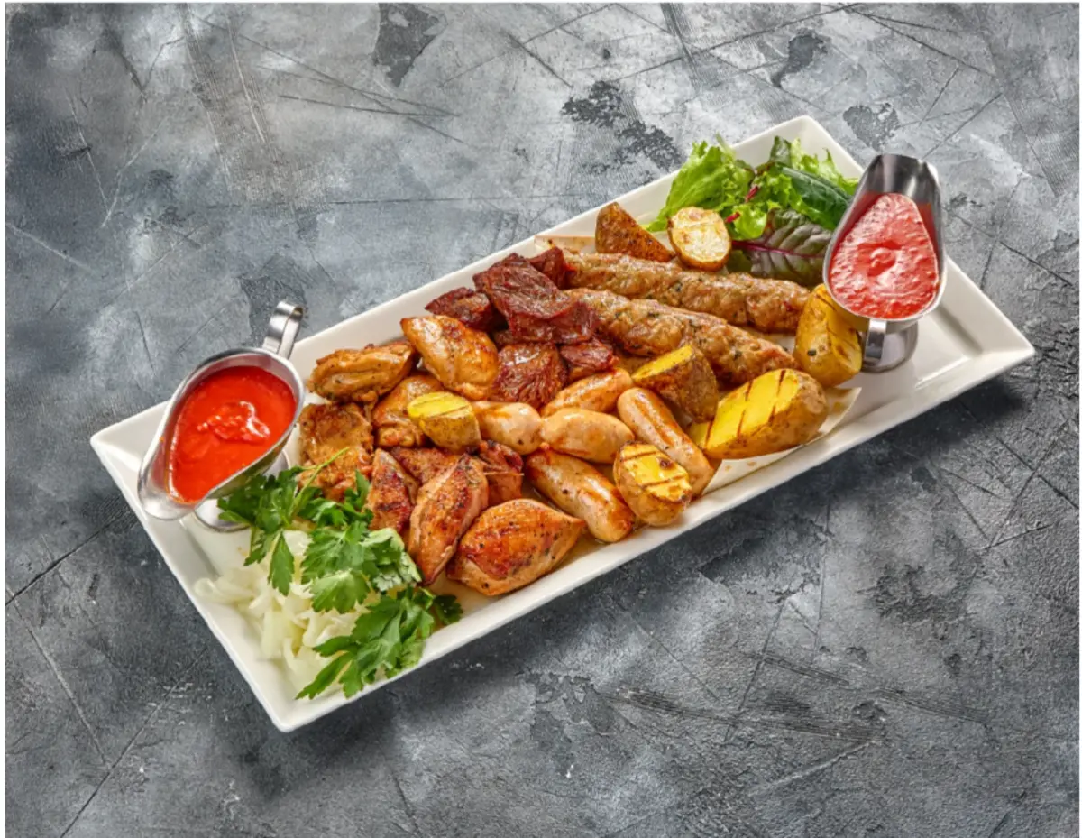 Горячее мясное ассорти