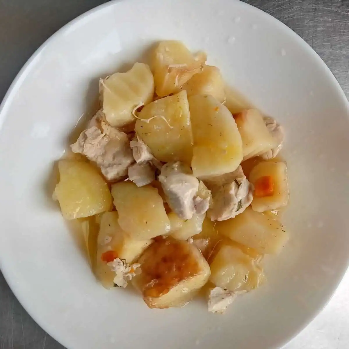 Жаркое с курицей с картофелем