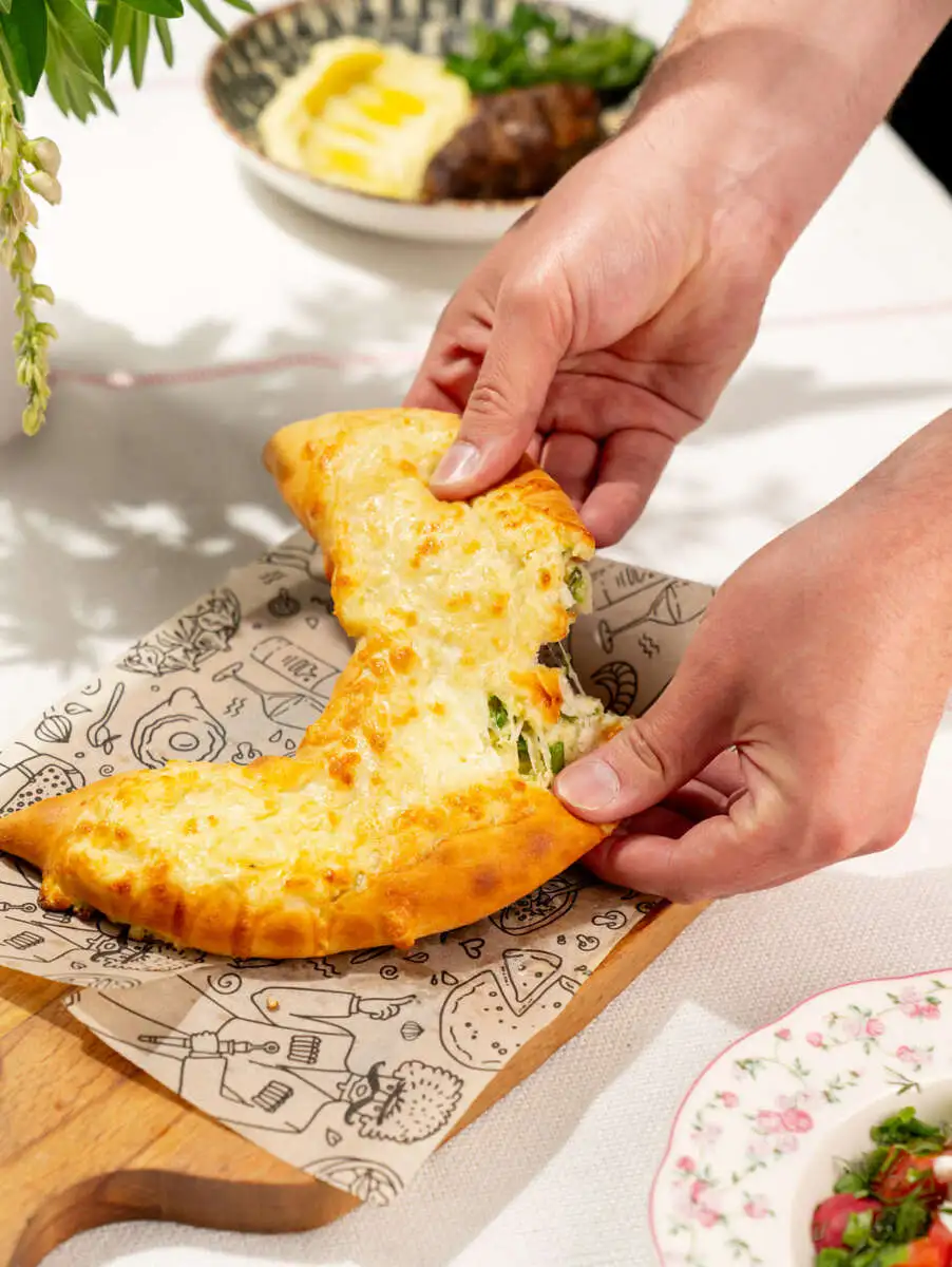 Хачапури по-гурийски