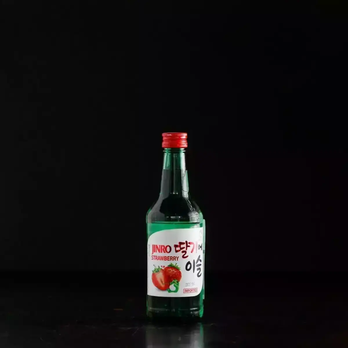 Soju Jinro Stawberry  40 ml, Korea  
