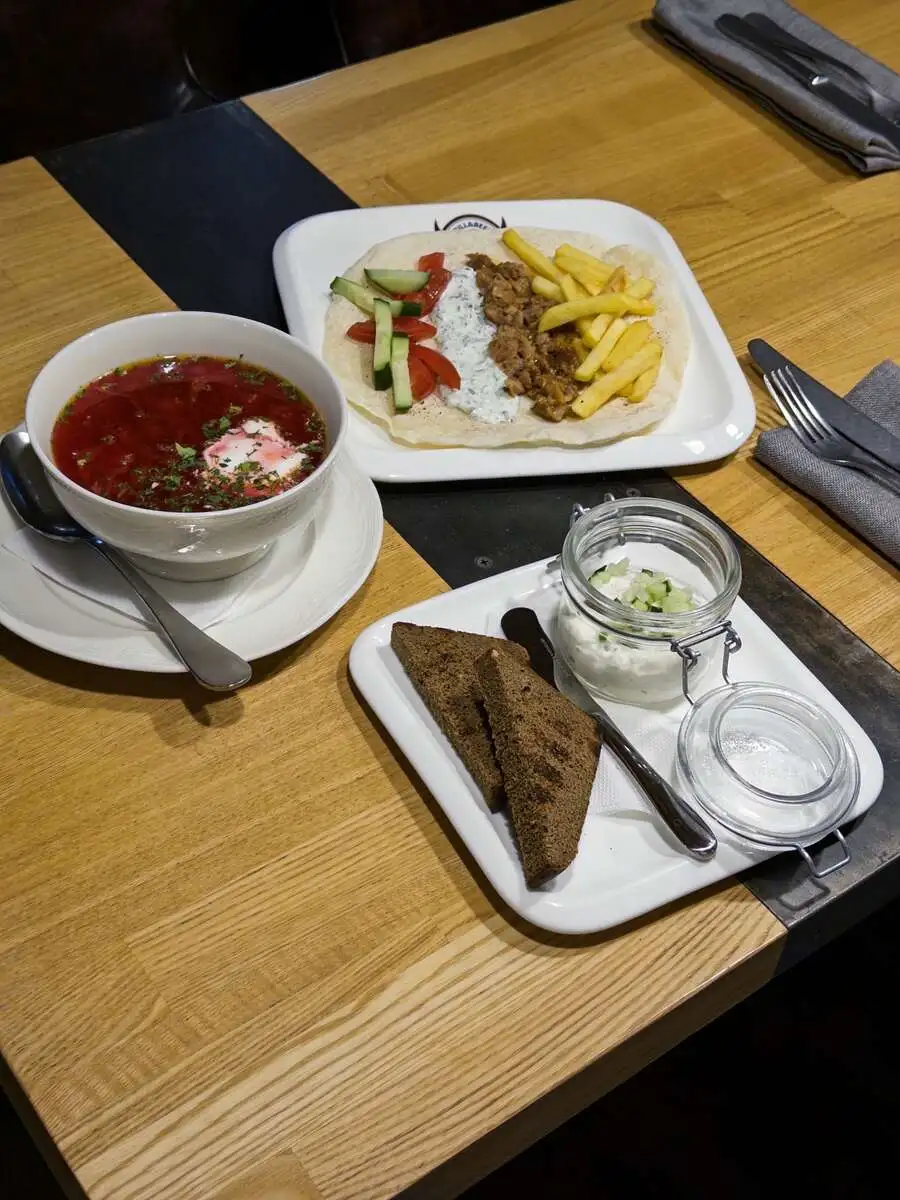 Сливочный суп с треской и вешенками