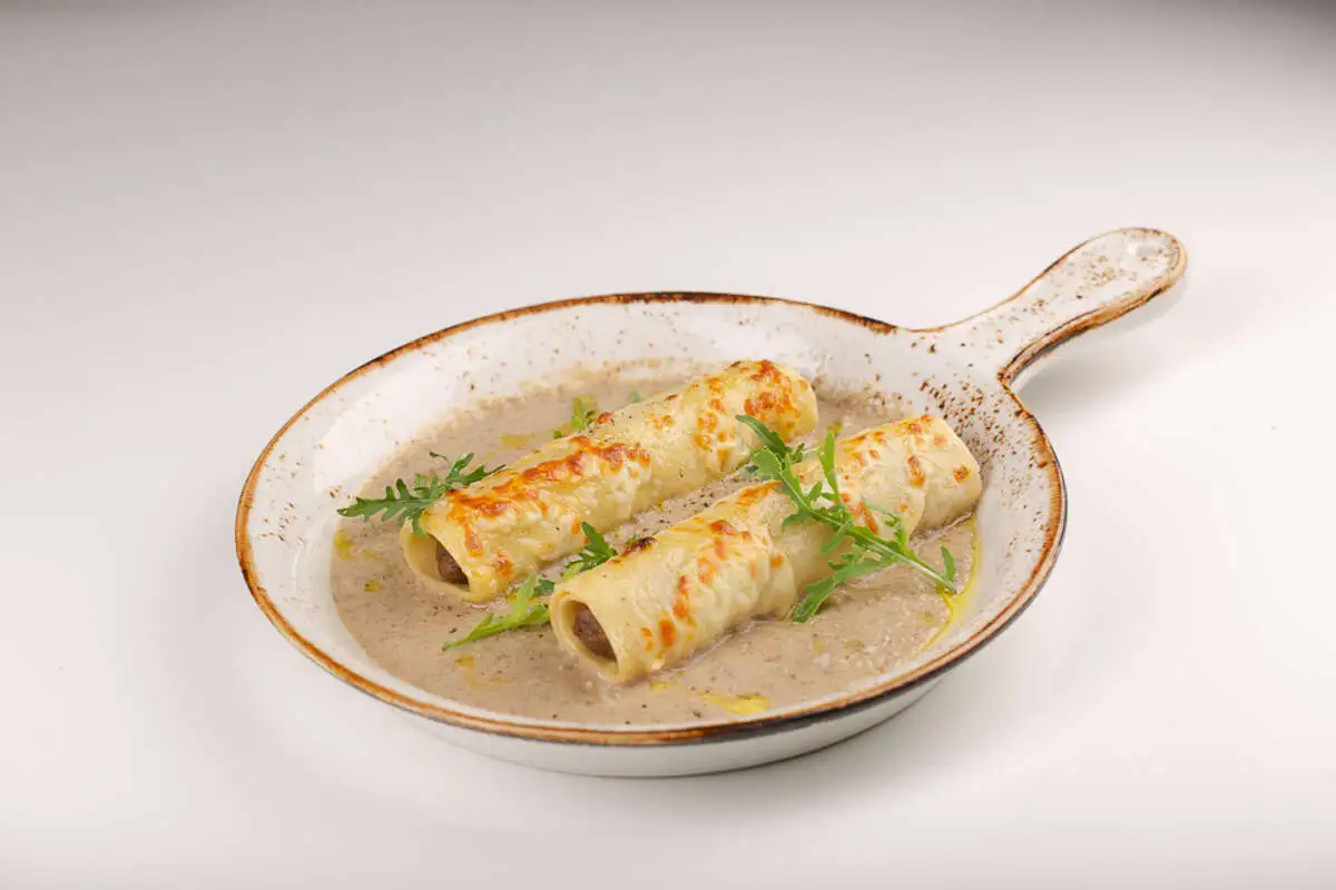 Каннелони с говядиной
